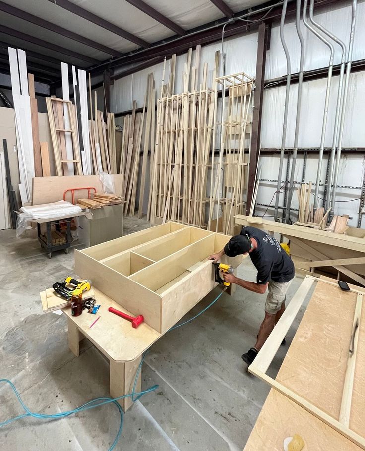 Carpenter Services — SR Grand Enterprises Mumbai